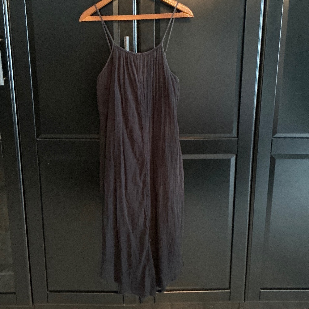 Golden by TNA Aritzia 100% coton black dress